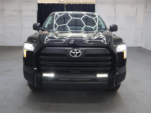 Midnight Black Metallic 2024 Toyota Tundra SR5
