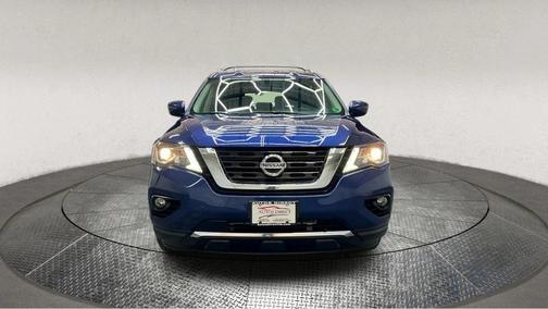 2019 Nissan Pathfinder SV