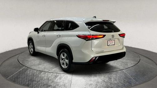 2022 Toyota Highlander L
