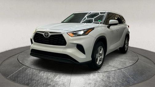 2022 Toyota Highlander L