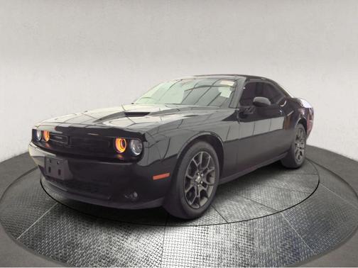 Pitch Black Clearcoat 2018 Dodge Challenger GT