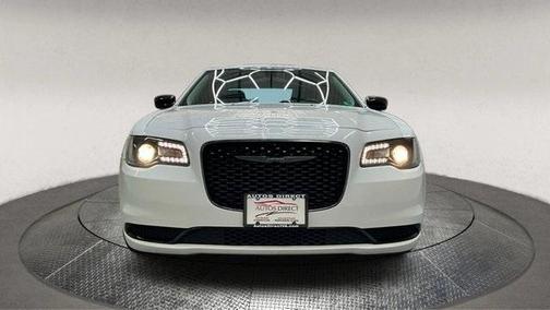 2020 Chrysler 300 Touring