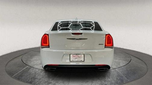 2020 Chrysler 300 Touring
