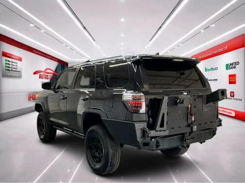 Midnight Black Metallic 2020 Toyota 4Runner Sport