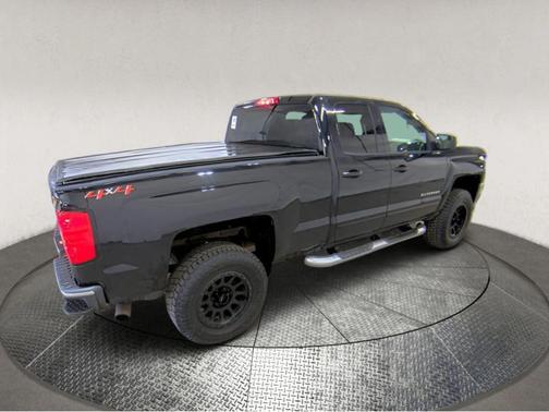 Black 2018 Chevrolet Silverado 1500 LT