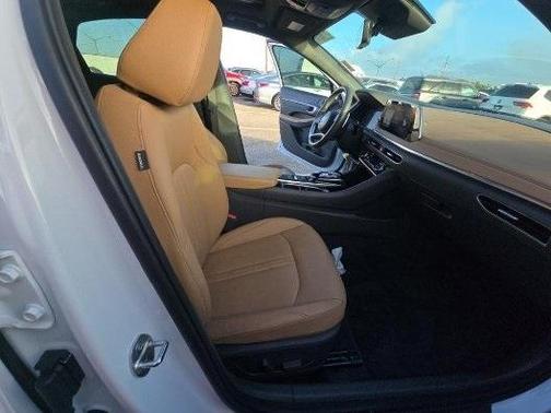 2021 Hyundai SONATA Limited