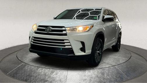 2017 Toyota Highlander LE