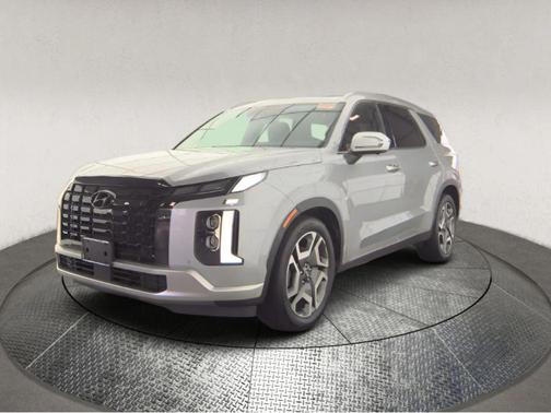 Silver 2023 Hyundai PALISADE Limited