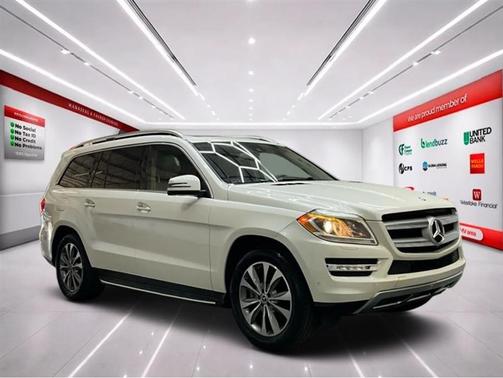 White 2015 Mercedes-Benz GL-Class GL 450 4MATIC