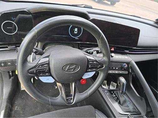 Ceramic White 2022 Hyundai ELANTRA N Base