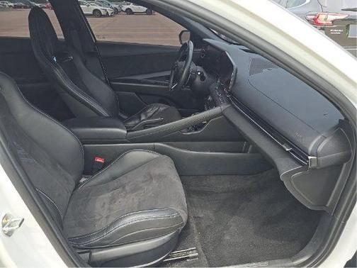 Ceramic White 2022 Hyundai ELANTRA N Base