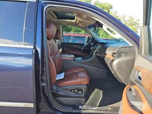 2019 Cadillac Escalade ESV Luxury