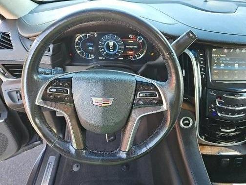 2019 Cadillac Escalade ESV Luxury