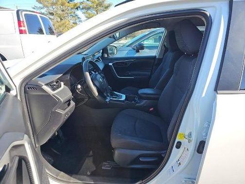 2019 Toyota RAV4 Hybrid LE