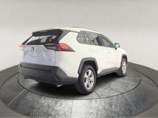 2019 Toyota RAV4 Hybrid LE