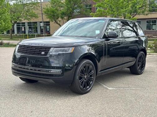 2025 Land Rover Range Rover P530 SE 7 Seat