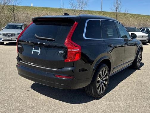 2023 Volvo XC90 B5 Core