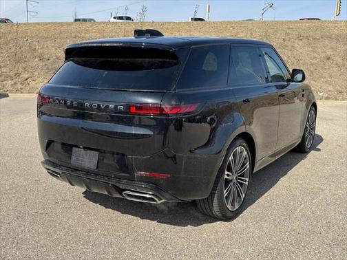 2024 Land Rover Range Rover Sport SE