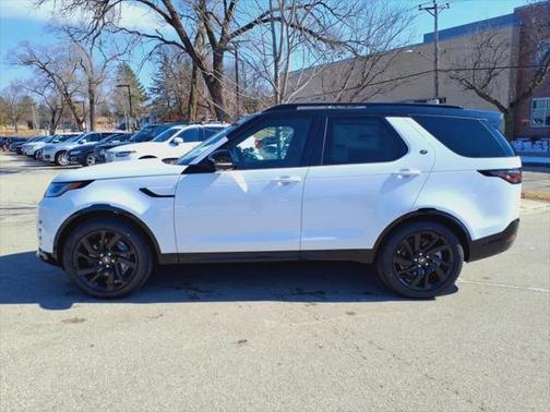 2025 Land Rover Discovery Dynamic SE