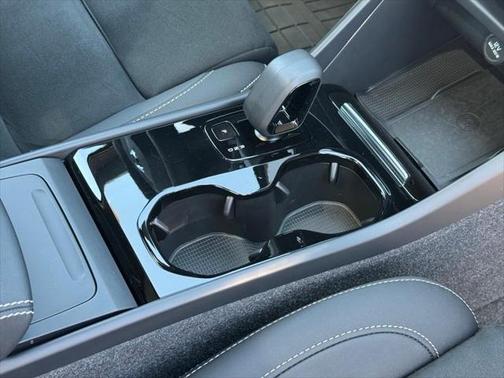 2024 Volvo XC40 Recharge Pure Electric Twin Ultimate