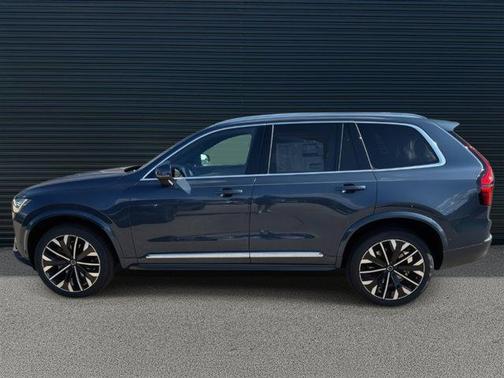 2026 Volvo XC90 B5 Plus 7-Seater