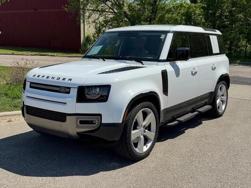 2025 Land Rover Defender 110 P500 X-Dynamic SE