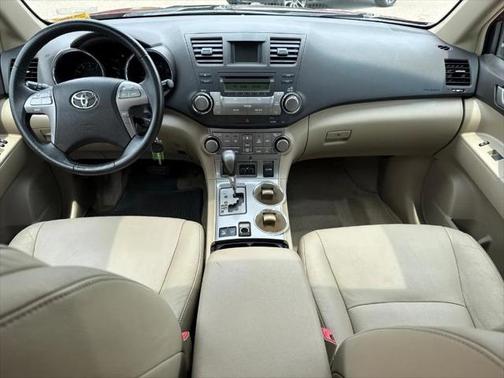 2010 Toyota Highlander SE