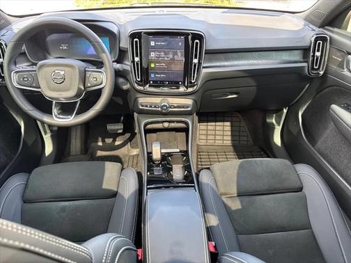 2023 Volvo C40 Recharge Pure Electric Twin Ultimate