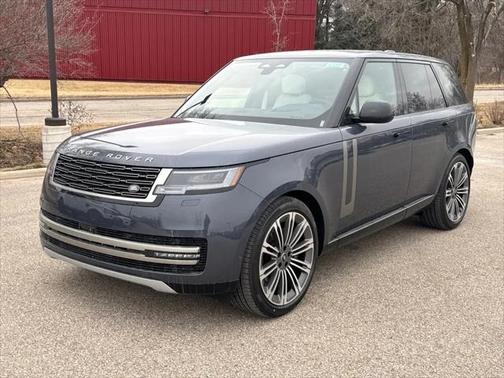 2025 Land Rover Range Rover P530 SE