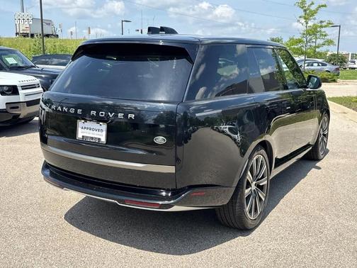 2023 Land Rover Range Rover P530 SE
