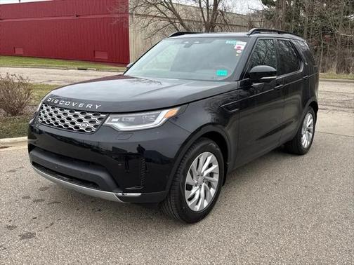 2025 Land Rover Discovery P300 S