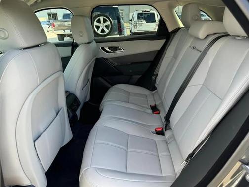 2025 Land Rover Range Rover Velar P250 SE R-Dynamic
