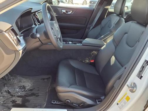 2025 Volvo S60 B5 Core