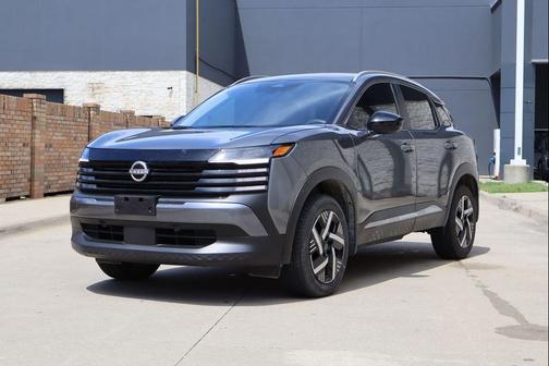 Gun Metallic 2026 Nissan Kicks SV
