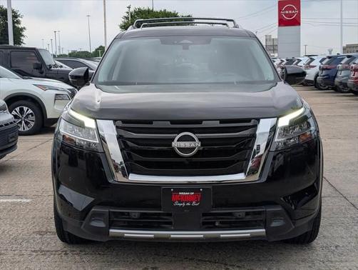2024 Nissan Pathfinder Platinum FWD