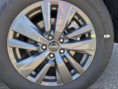2025 Nissan Pathfinder SV FWD