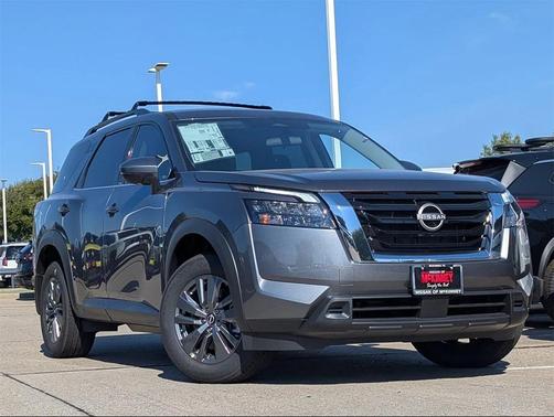 2025 Nissan Pathfinder SV FWD