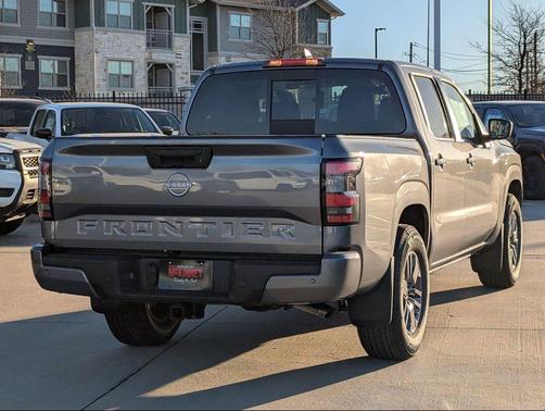Gun Metallic 2026 Nissan Frontier SV