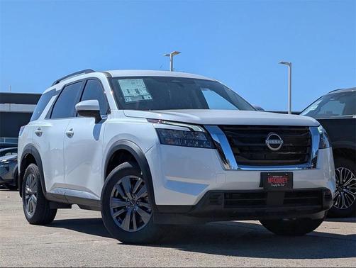 2025 Nissan Pathfinder SV FWD
