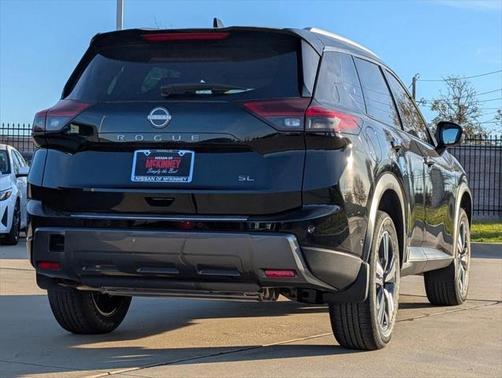 2025 Nissan Rogue SL