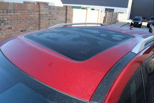 2022 Nissan Pathfinder SL 2WD