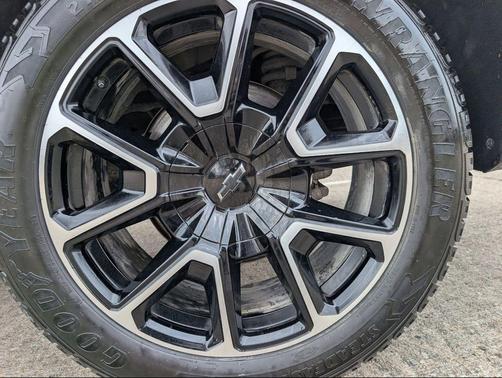 Satin Steel Metallic 2022 Chevrolet Suburban RST