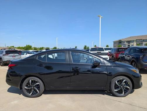 2025 Nissan Versa 1.6 S
