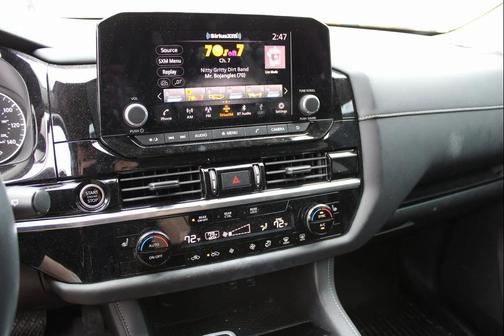 2023 Nissan Pathfinder SV FWD