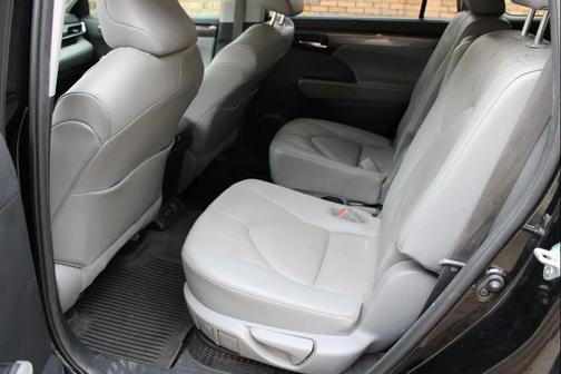 2020 Toyota Highlander Hybrid Limited