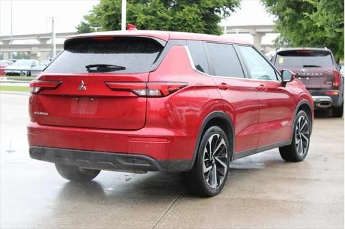 2022 Mitsubishi Outlander ES 2.5 2WD