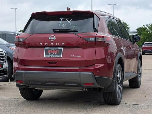 2025 Nissan Rogue SL