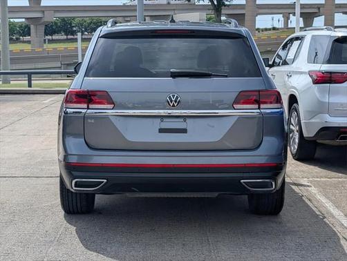 2022 Volkswagen Atlas 2.0T SE w/Technology