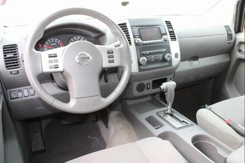 2015 Nissan Frontier SV