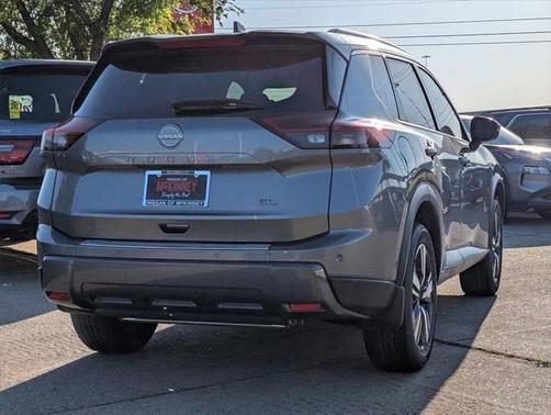2025 Nissan Rogue SL
